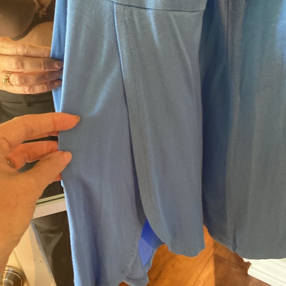 ladies top, sky blue Medium - Picture 4 of 5